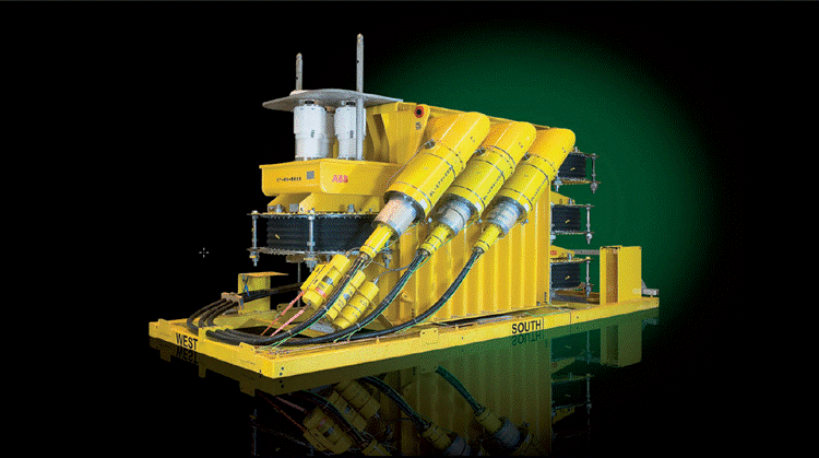 subsea electric power transformer